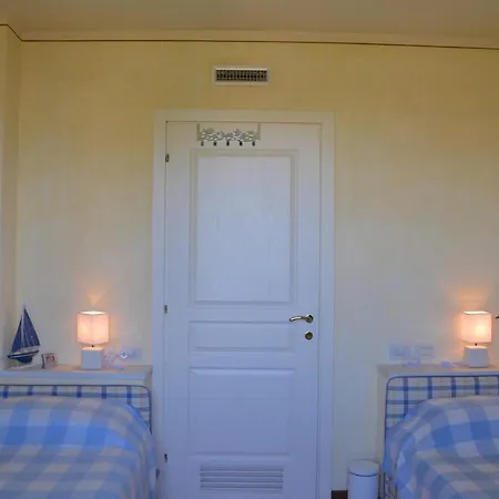 Garda Village منتجع