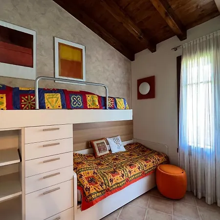 Garda Village 3*