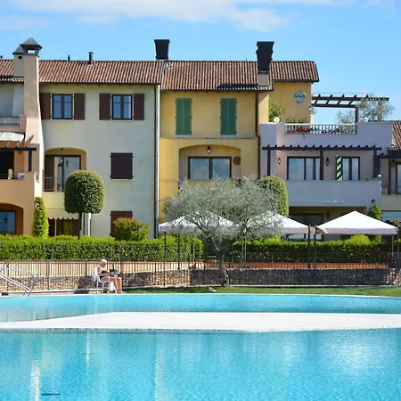 Garda Village بسكييرا ديل غاردا
