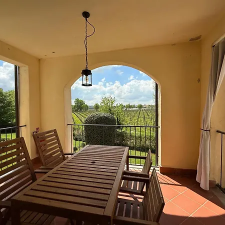 Garda Village 3* ペスキエーラ・デル・ガルダ