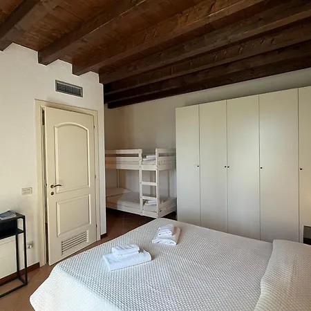 منتجع Garda Village بسكييرا ديل غاردا