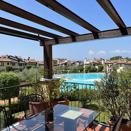Resort Garda Village