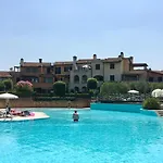 Garda Village