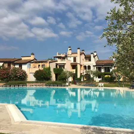Garda Village Üdülőközpont Peschiera del Garda