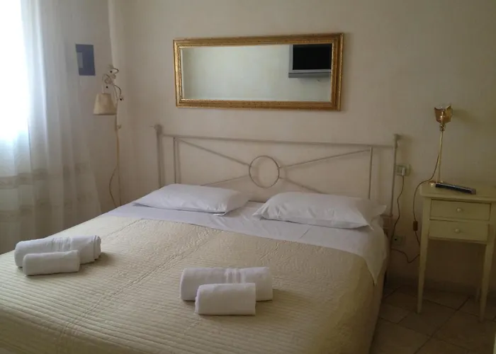 Resort Garda Village 3*