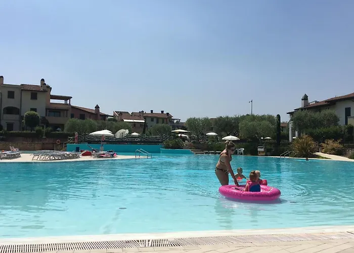 Resort Garda Village Peschiera del Garda